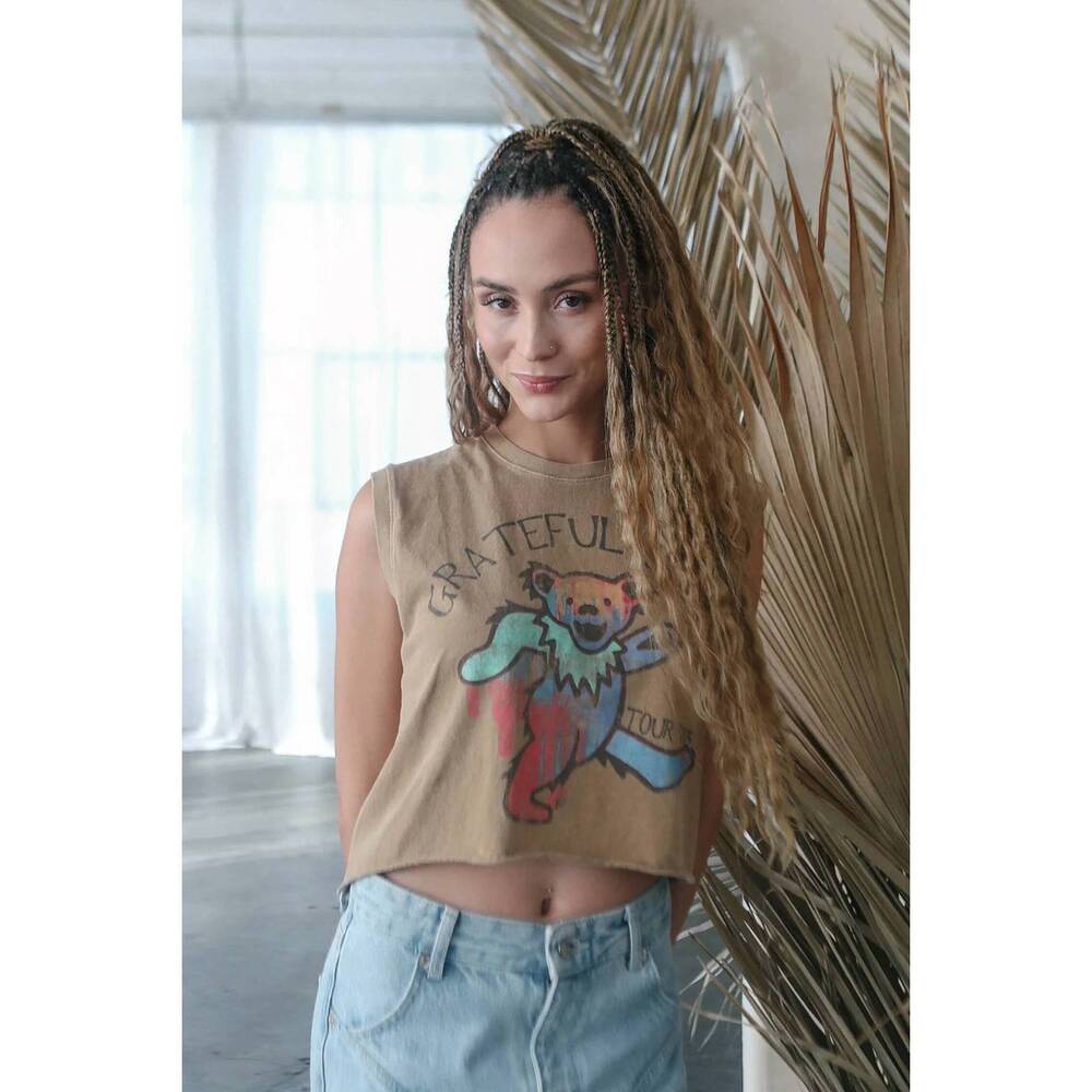 NEW PEOPLE OF LEISURE grateful dead 1973 tour tank in sand